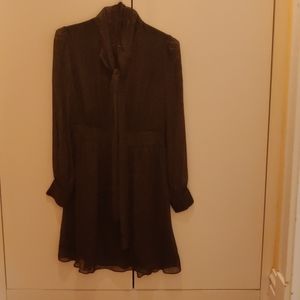 GENTLY USED DIANE VON FURSTENBERG BLACK SIZE 8